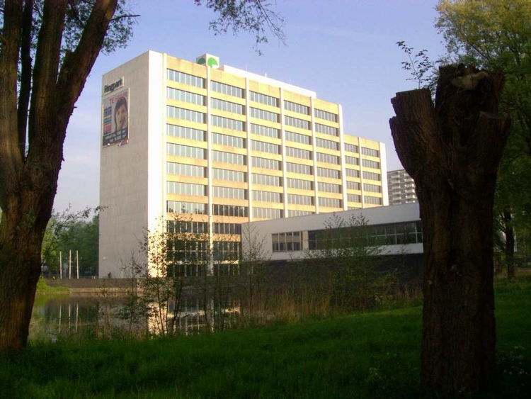 ex-NMB-gebouw Foto: april 2007, Ruud van Koert 