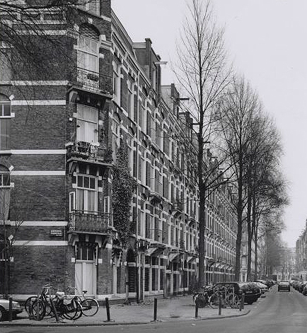 Tweede-Helmersstraat Foto: fragment van een foto van de Beeldbank van het Stadsarchief 