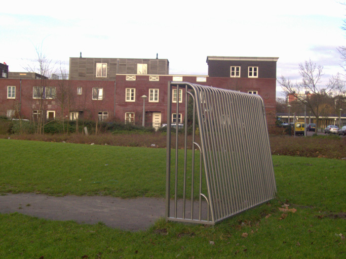 Speelruimte Met rechts de H.M. Kraaijvangerstraat.<br />Foto: Ruud van Koert, 16 januari 2008 